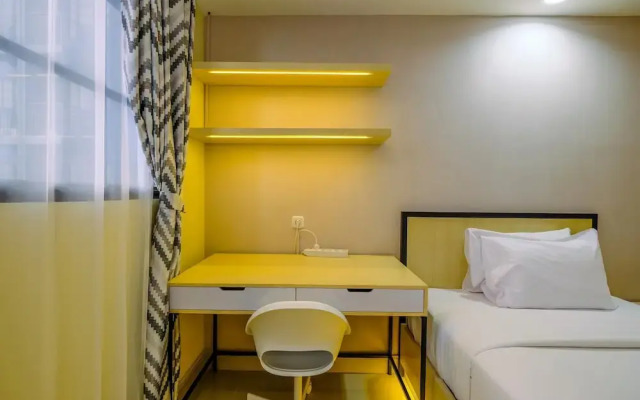 Comfy And Minimalist Studio At Evenciio Margonda Apartment