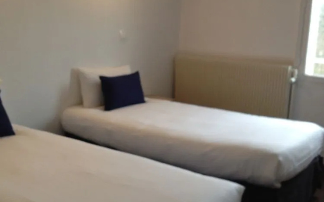 Budget Inn Barbizon - Fontainebleau