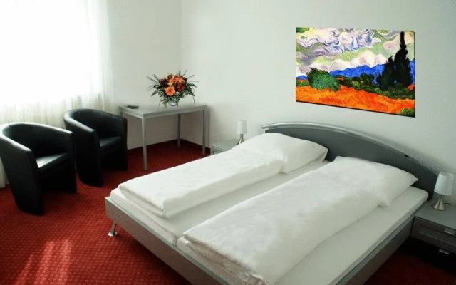 Hotel More