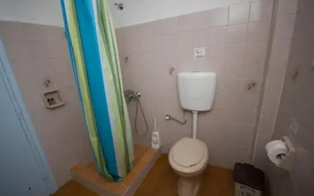 Gialos Studios & Apartments
