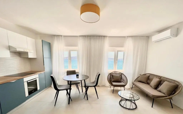 Stella Apartments