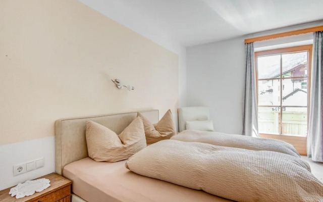 Apartment in Hainzenberg Near Ski Lift