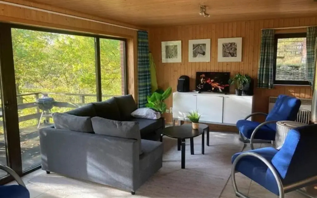 Charming Stay by the Meuse