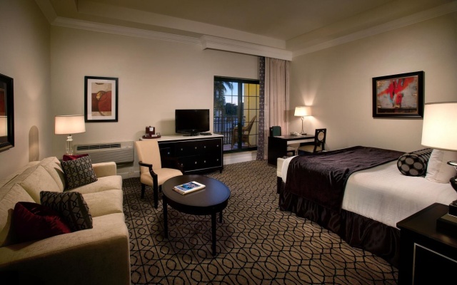 Inn On Fifth