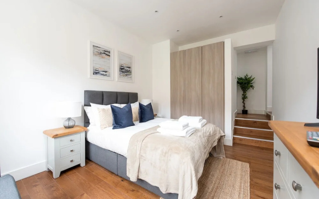 Bayswater by CAPITAL