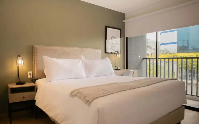 w Contemporary 1BR w/ Balcony in Miraflores