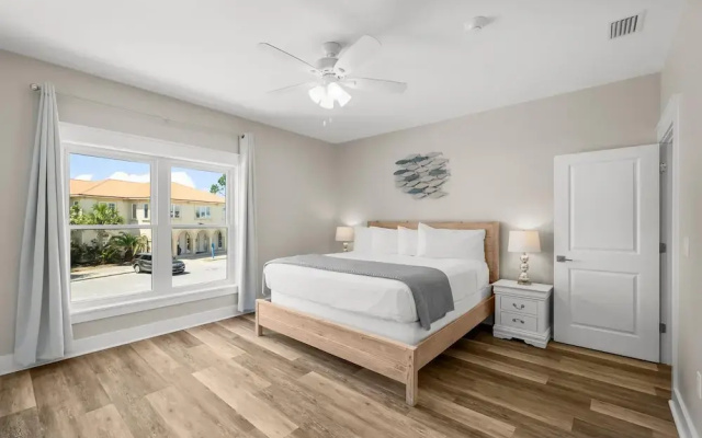 Pet Friendly Beach House - Marina View