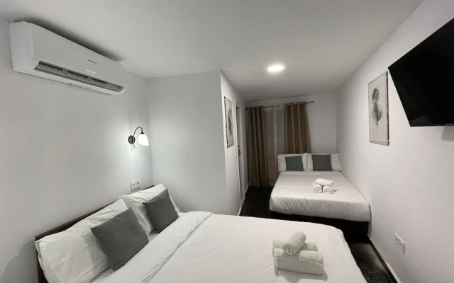 SL Hostel Marbella