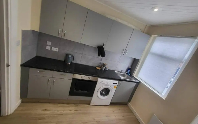 Beautiful 2-bed in the Heart of Hendon