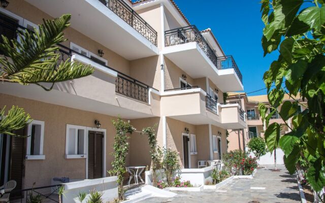 zante plaza reviews