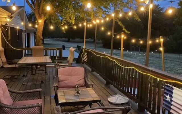 Beautiful Kayewood Waterfront Retreat
