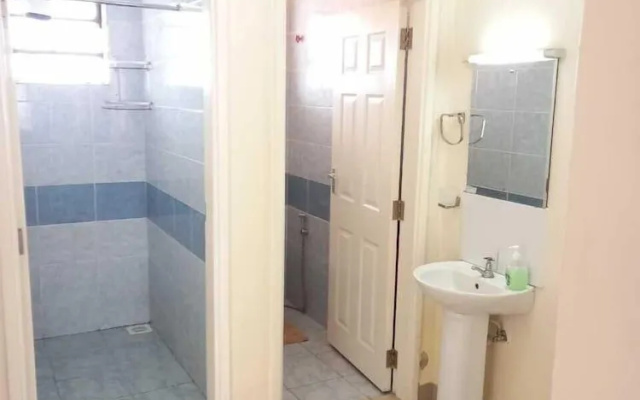 Lilly's Furnished Apartments