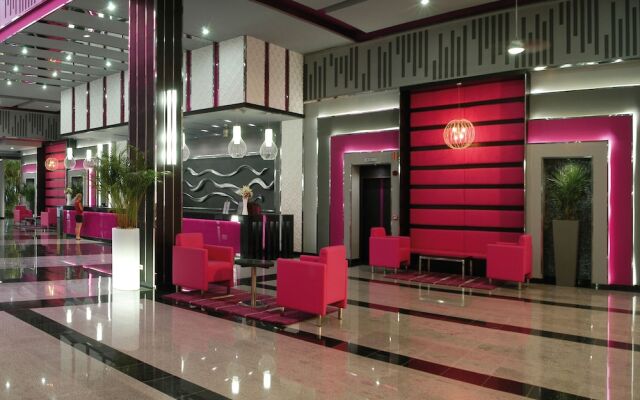 Отель Riu Yucatan All Inclusive вид на фасад