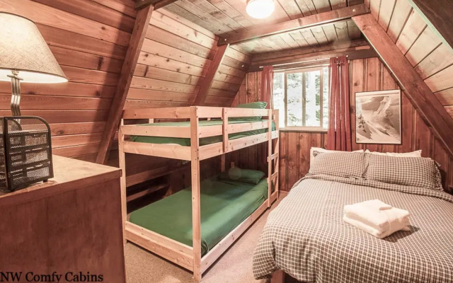 The Simple Life Cabin Apartment 2