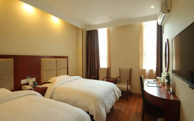 GreenTree Inn Suqian Sihong Passenger Station Zhongyuan Logistics District Hotel