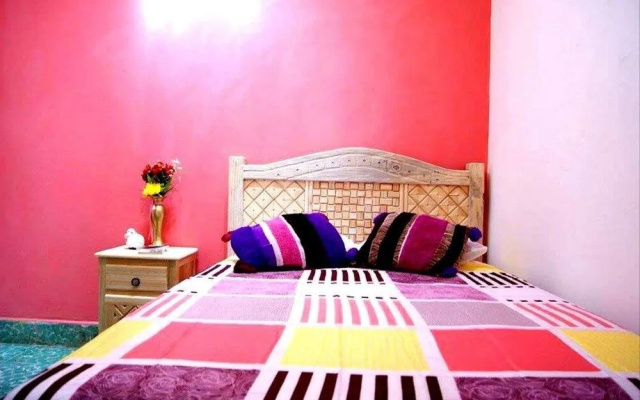 Hostel 53