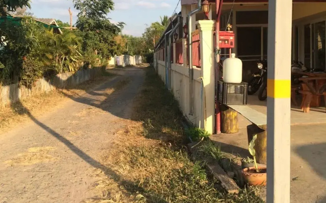 Lathai Hotel