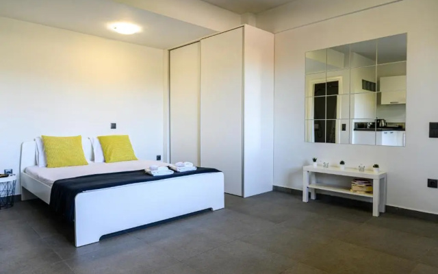 Minimal Studio in Nature, Exostis Nafplio