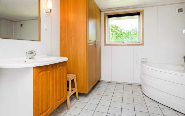 4 Star Holiday Home in Vaeggerlose