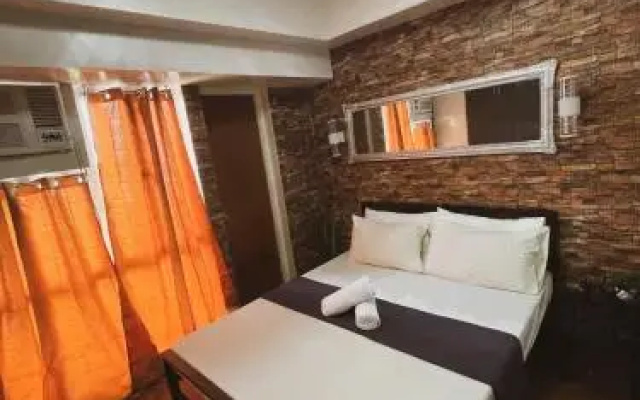 Pearljohn's Place