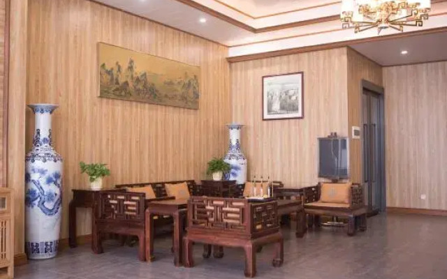 Fangcheng Port Zhenru Hotel