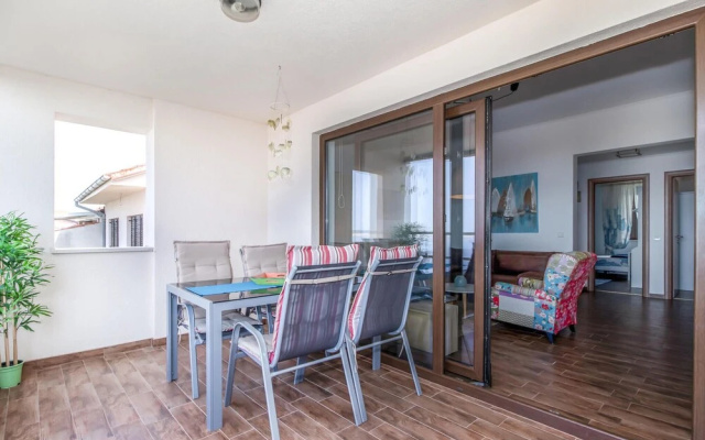 Beautiful Home in Dramalj With Wifi and 2 Bedrooms