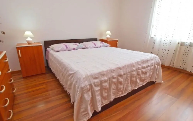 Apartment 1413