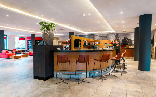 Bastion Hotel Eindhoven Waalre