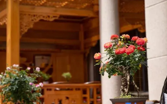 Yichuan Fengjing Homestay