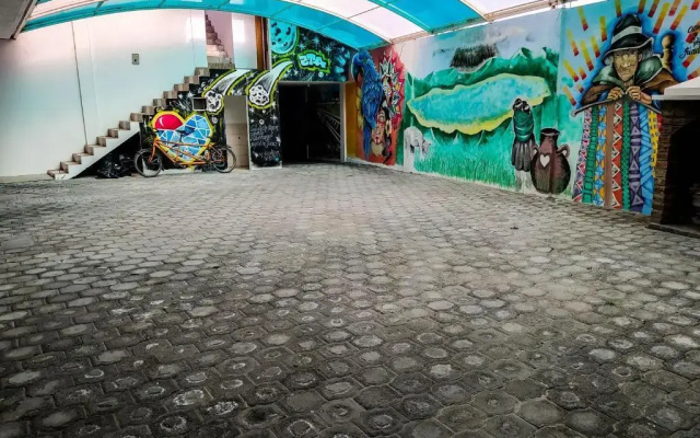 Hotel Lagoon