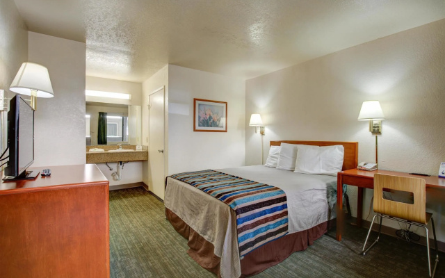 Good Nite Inn Sylmar
