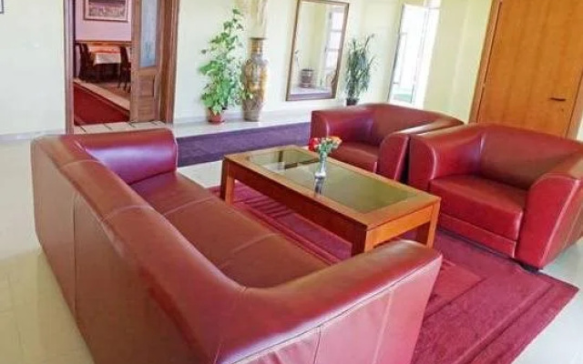 Motel Aura