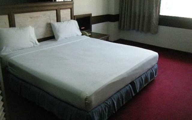 Liberty Garden Hotel Бангкок комната для гостей