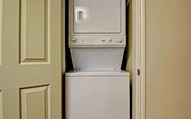 Inverness Condos 302