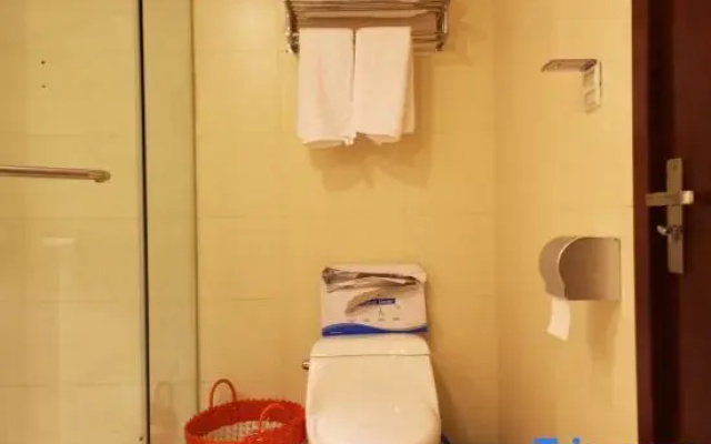 Typhoon Shelter Theme Apartment Hotel