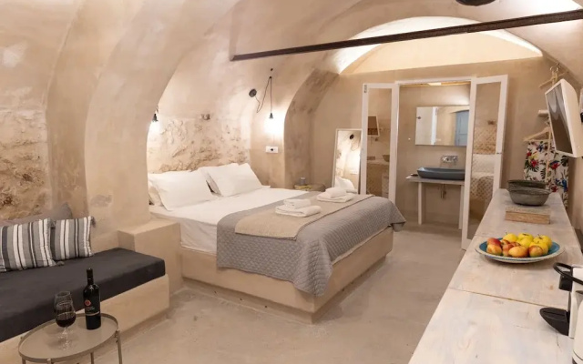 Oia Cellars