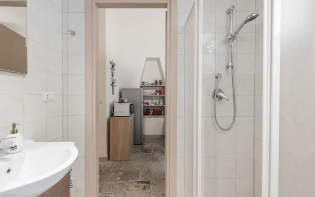 Stone Apartment M8 Bari City Center