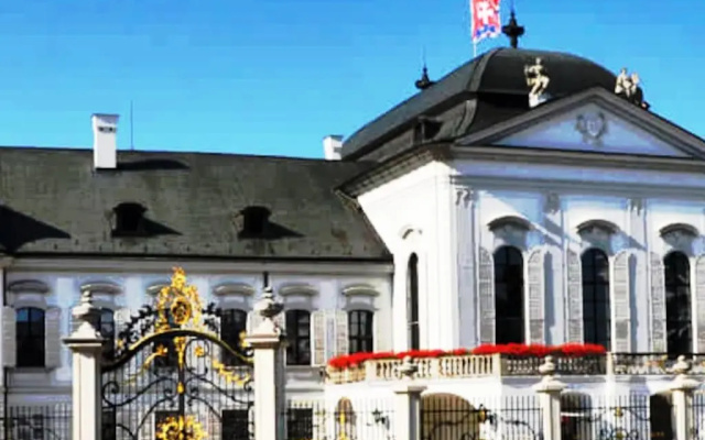 Diamond residence ***** in Old Town