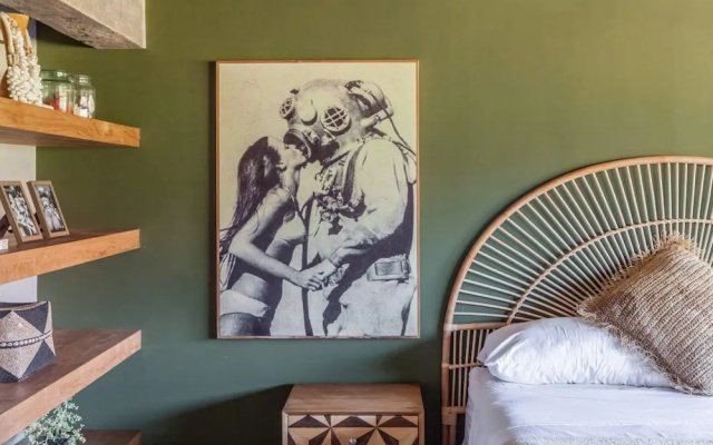 Exceptional Architect's 5BR Villa, an Oasis Gem in Canggu Centre