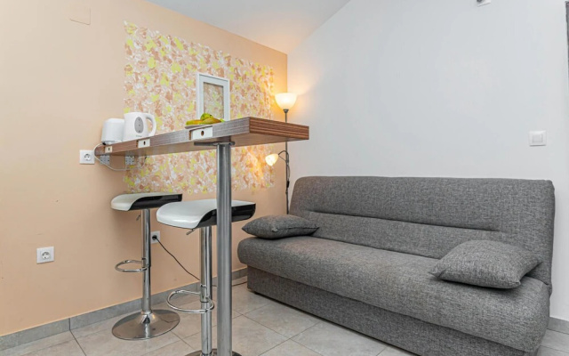 Beautiful Apartment in Rogoznica With Wifi and 1 Bedrooms