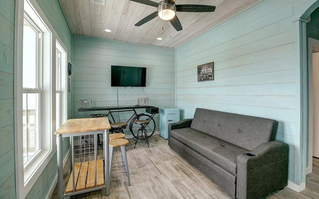 Copano Sunset #9 3 Bedroom Home by Redawning