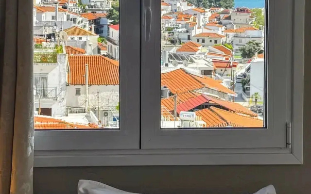 Skiathos Platis House