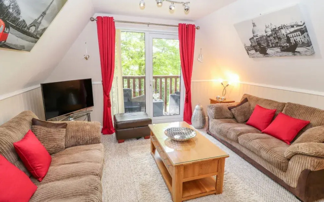 17 Valley Lodges