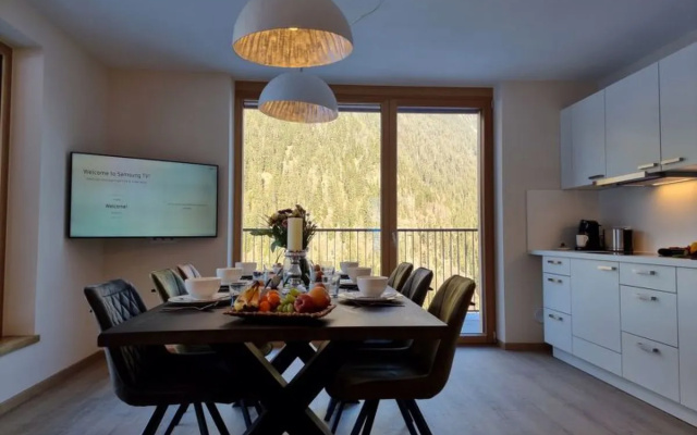 Apartment Top 5 See