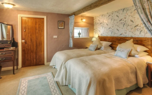 Tinhay Mill Guest House