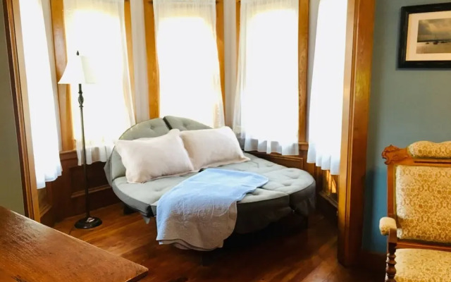 The Inn on Lake Champlain