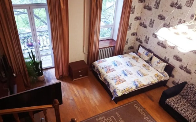 Four Season Apartments