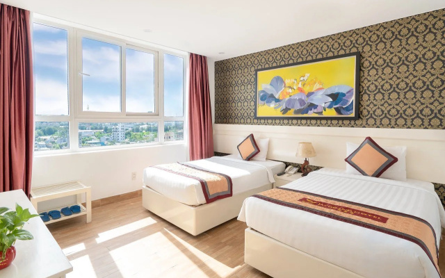 Jay Grand Hotel
