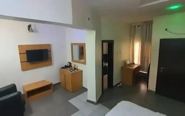 Sonamoni  Hotel