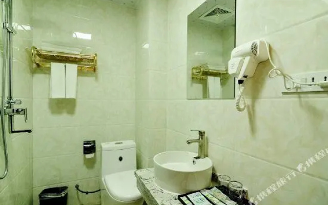 Huangguoshu sinrui business hotel